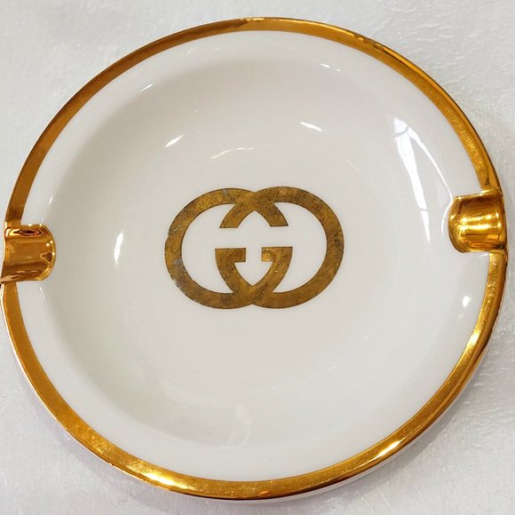 RARE GUCCI Ivory Ashtray (Trinket Dish) with Iconic GOLD LEAF DOUBLE GG design - Picture 1 of 2